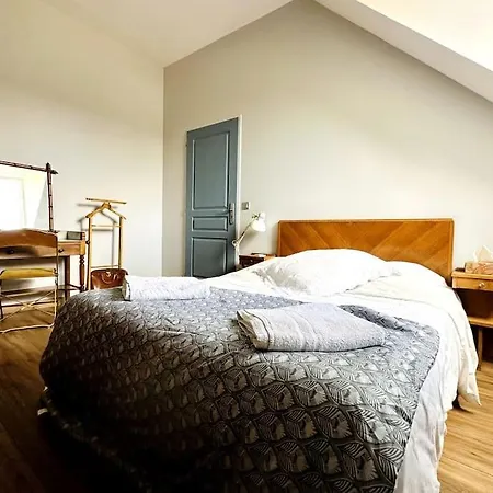 Vakantiehuis La Cour Verte : Chaleureuse Grange Rehabilitee *