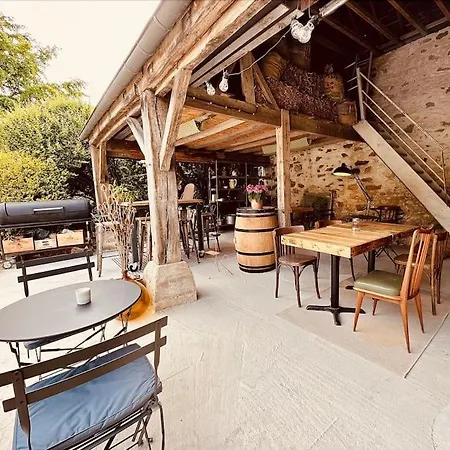 Vakantiehuis La Cour Verte : Chaleureuse Grange Rehabilitee