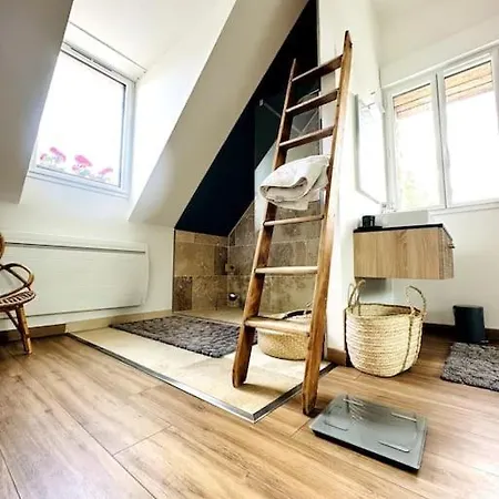 Vakantiehuis La Cour Verte : Chaleureuse Grange Rehabilitee *