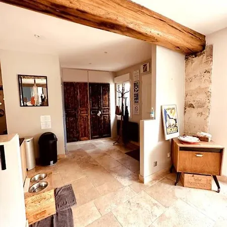 Vakantiehuis La Cour Verte : Chaleureuse Grange Rehabilitee Montépilloy