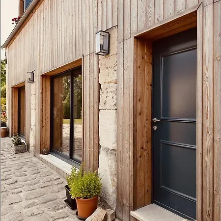 Semesterbostad La Cour Verte : Chaleureuse Grange Rehabilitee *