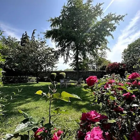 La Cour Verte : Chaleureuse Grange Rehabilitee *